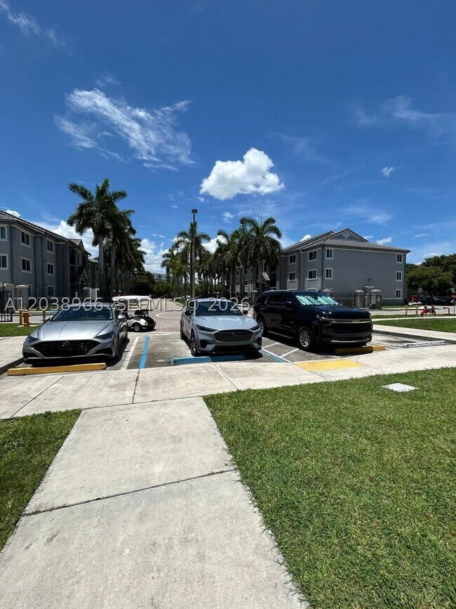 Building Photo - 15460 SW 284th St