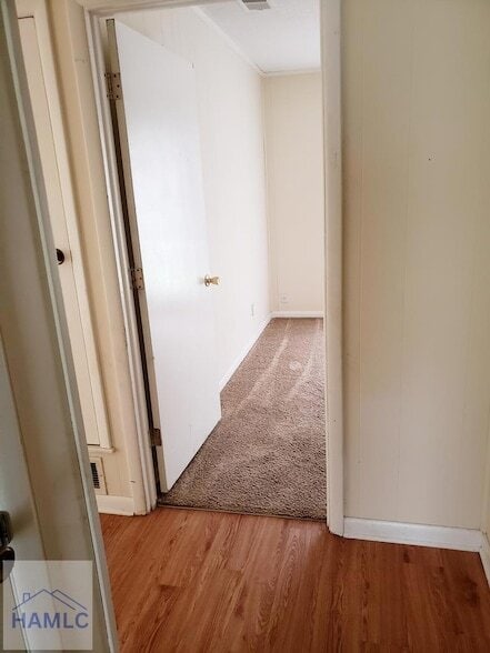 Building Photo - 989 Live Oak Dr