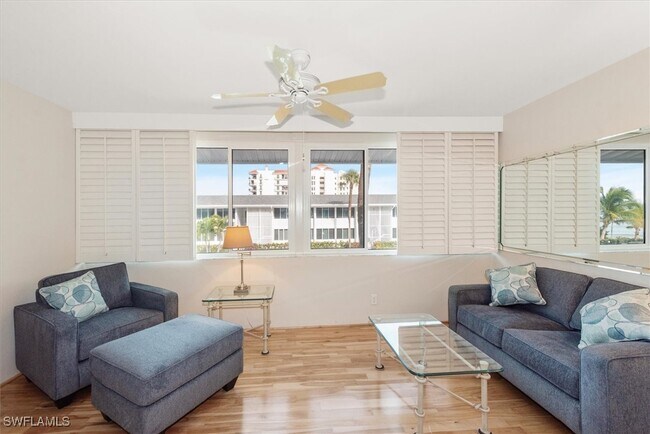 Building Photo - 1065 Gulf Shore Blvd N