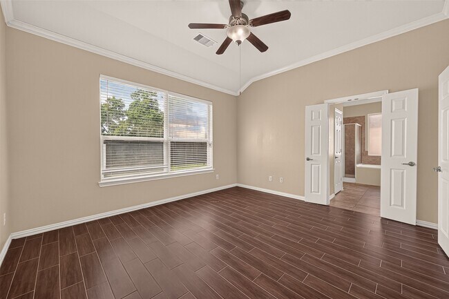 Building Photo - 12107 Redbud Brook Trail