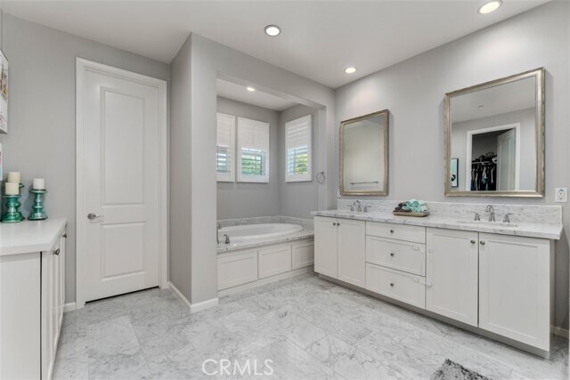 Building Photo - 120 Fieldwood