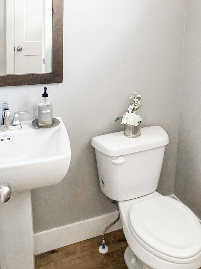 Building Photo - 3 Bedroom 3 1/2 Bathroom Home Located on a Corner Lot in Harris Ranch