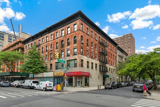 Building Photo - 211 W 102nd St