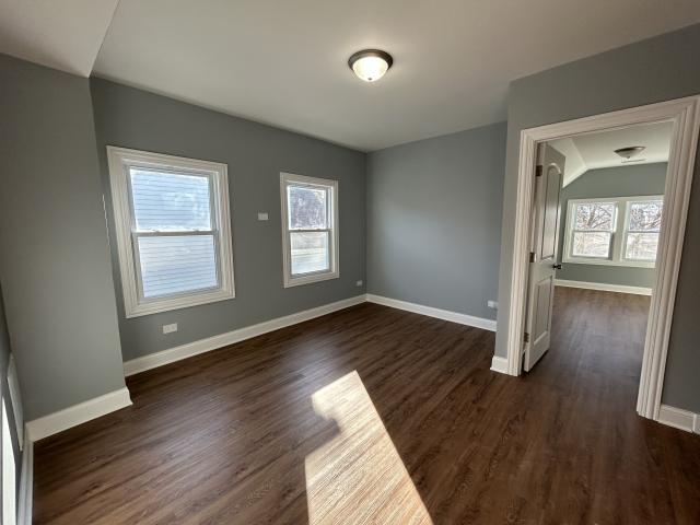 Building Photo - 2 bedroom in Chicago IL 60607