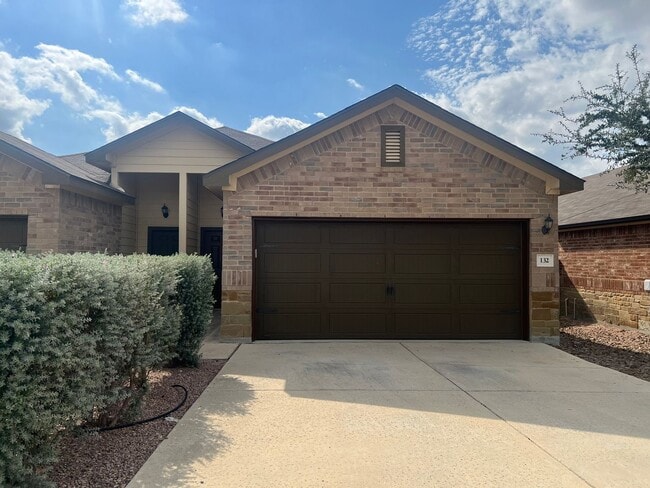 Primary Photo - Luxury 3/2 duplex in NBTX