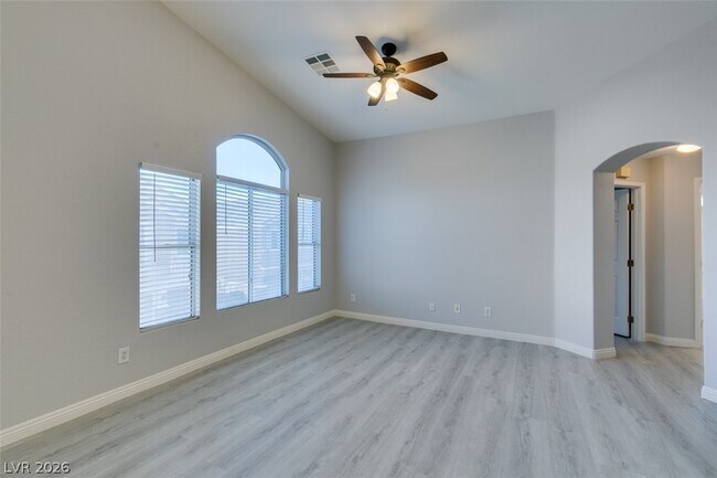 Building Photo - 6568 Strolling Plains Ln