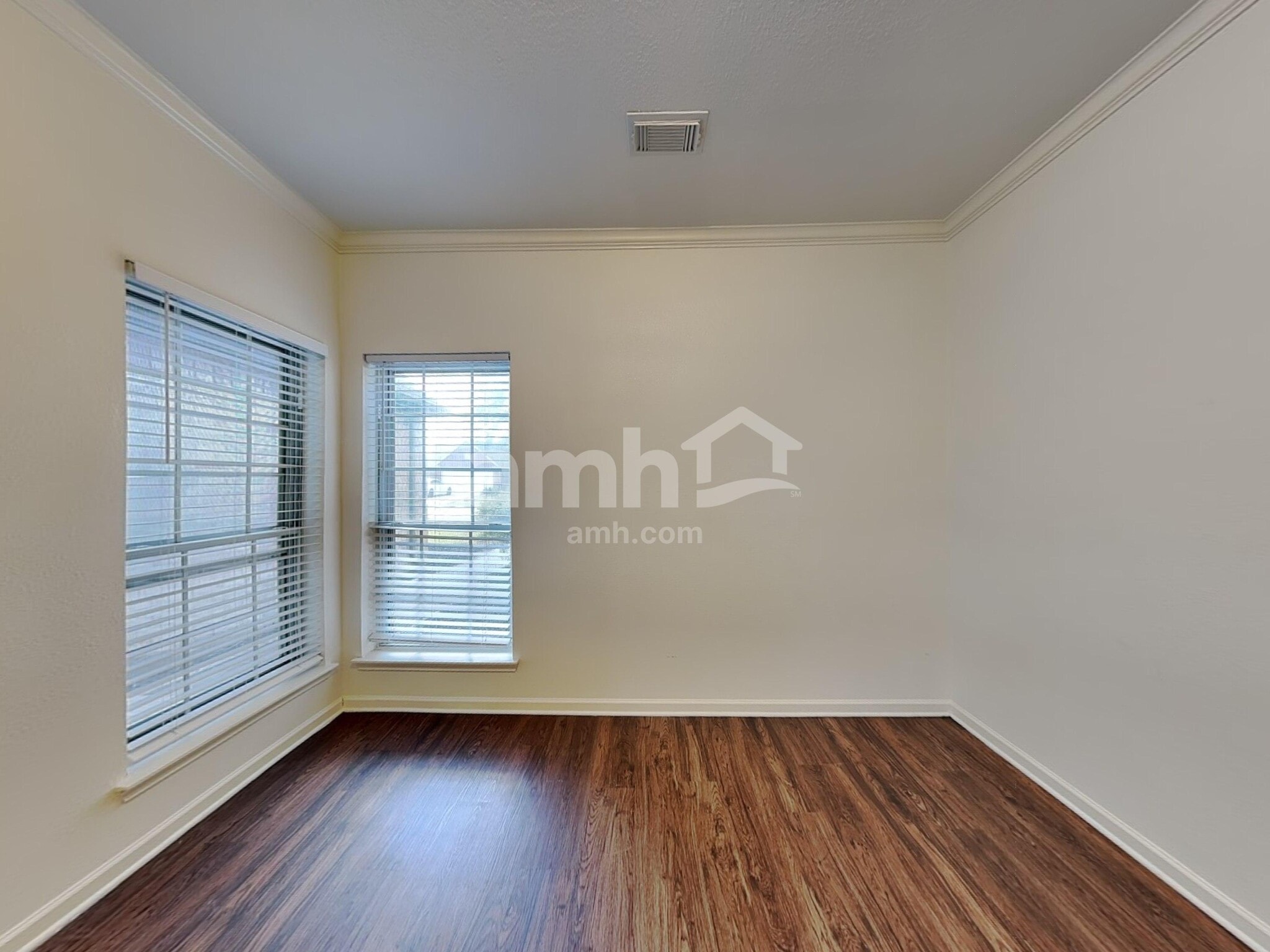 Building Photo - 1601 Oak Pl Ct