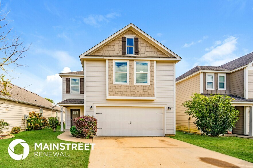 Primary Photo - 855 Hawthorn Ln