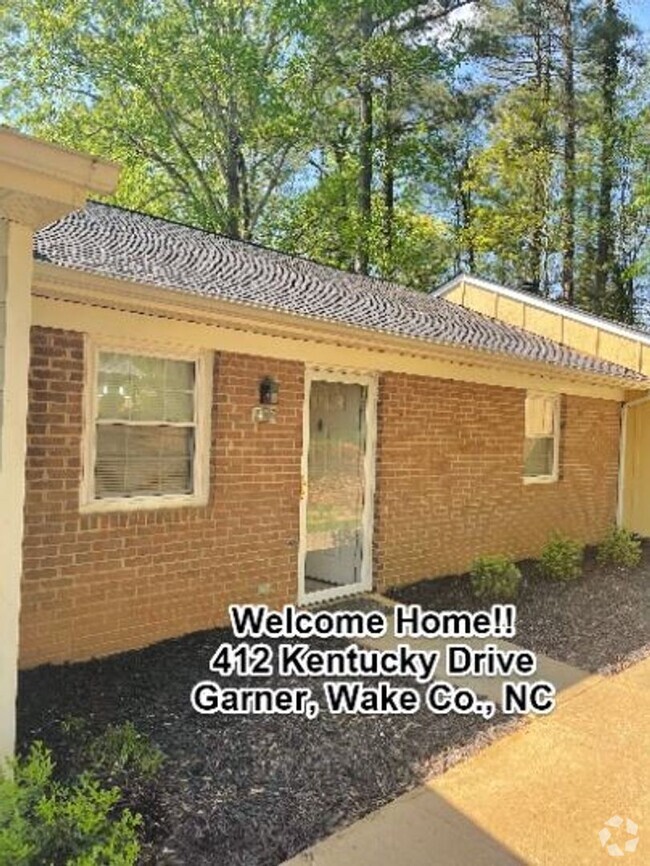Building Photo - Beautifully Renovated! 2 Bedroom, 2 Full B...