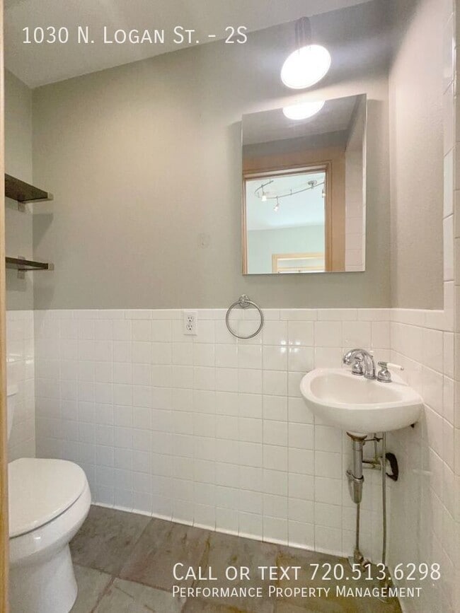 Building Photo - 1030 Logan St