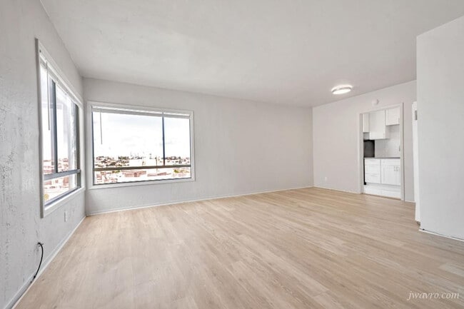 Building Photo - 80 Terra Vista Ave