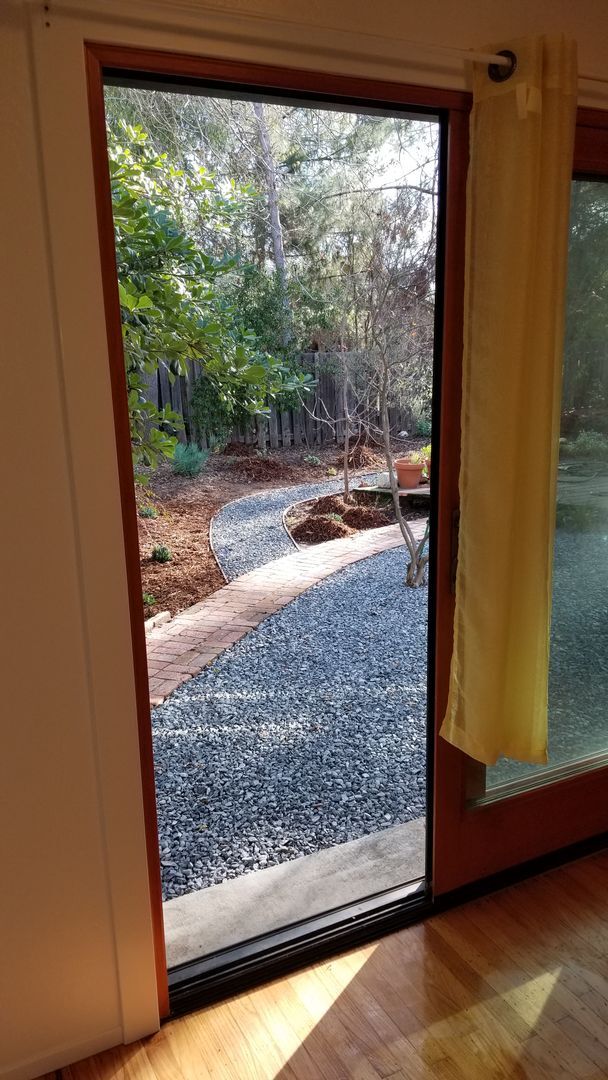 Building Photo - Newly Remodeled Home in East Davis