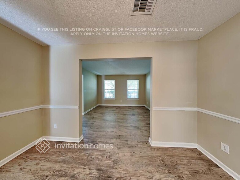 Building Photo - 2756 Live Oak Trail