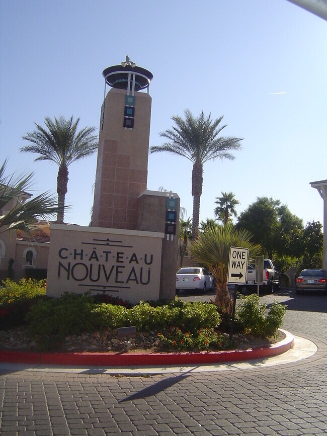 Building Photo - Move-In Ready Condo with Private Balcony & Modern Upgrades