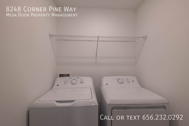 Building Photo - 8248 Corner Pine Way-