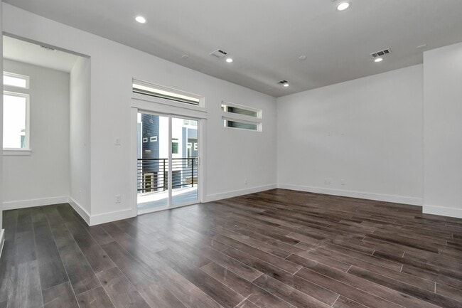 Building Photo - 4721 Independence Hts Ln