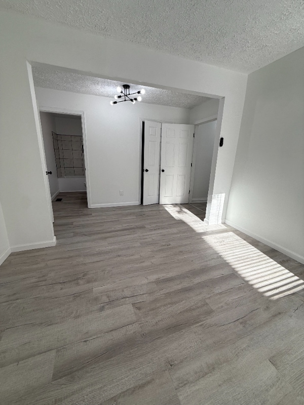 Building Photo - 4033 Porter Ave