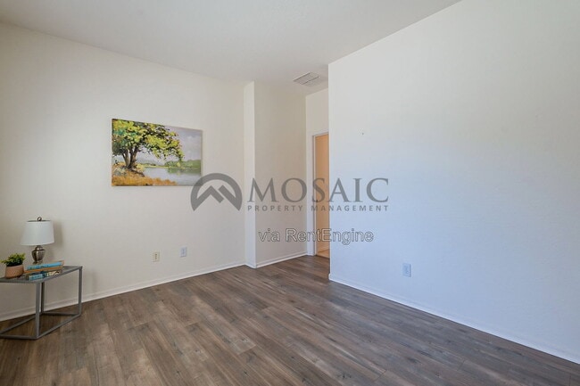 Building Photo - 39718 N Rolling Green Way
