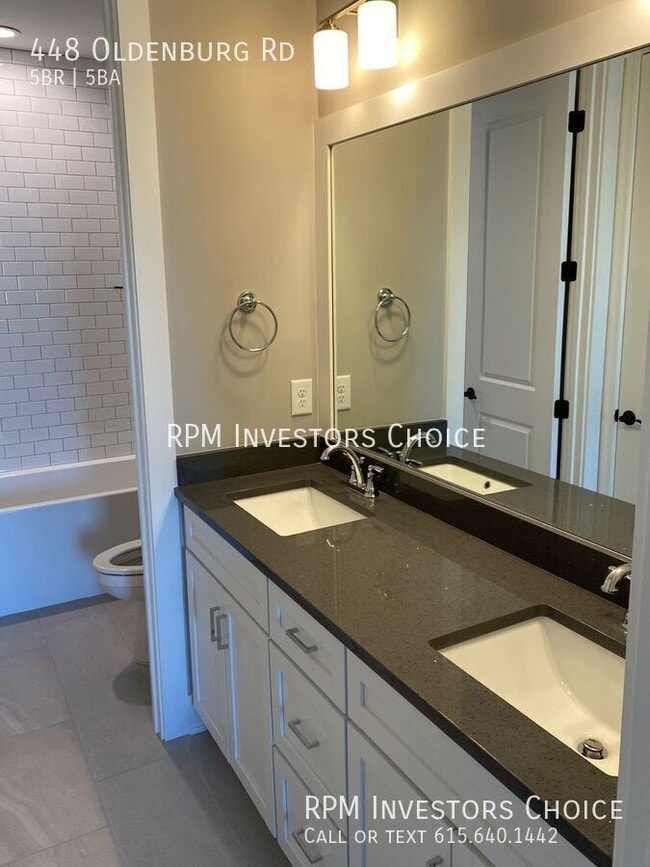 Building Photo - 448 Oldenburg Rd