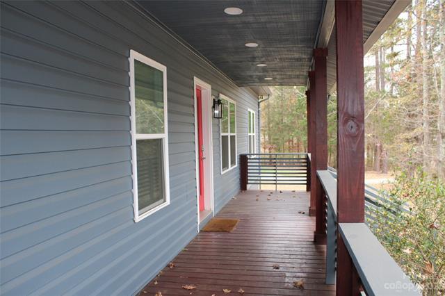 Building Photo - 13030 Homewood Dr