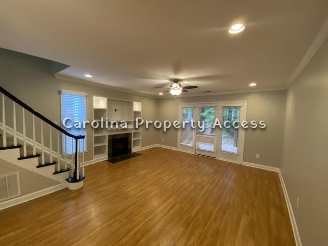 Building Photo - 37 Forest Glen Dr