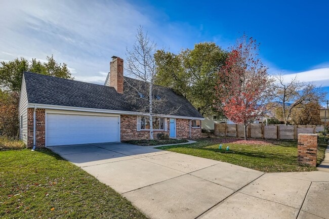 Building Photo - 4660 Sioux Dr