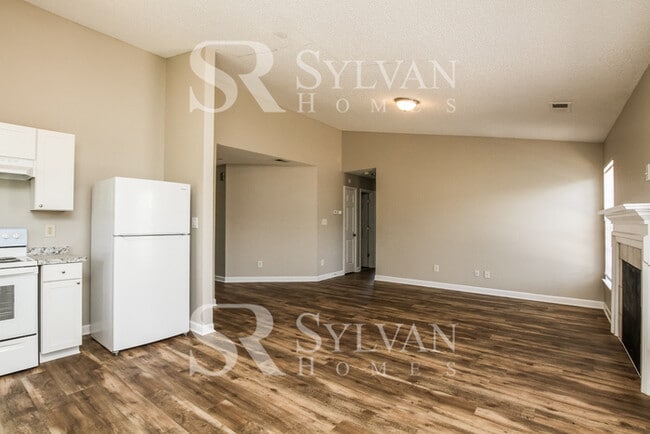 Building Photo - Living where You Love is Good for your Heart!