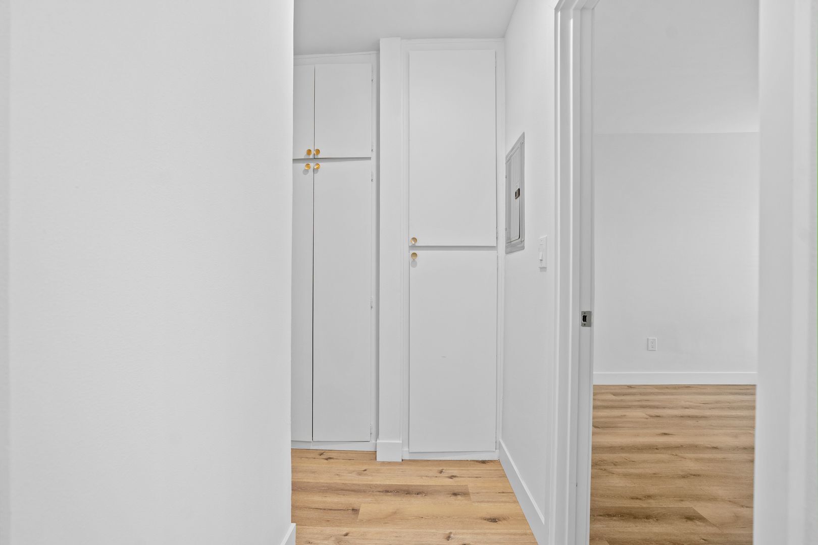 Building Photo - Individual Bungalows: All 1 bedroom/ 1 bat...