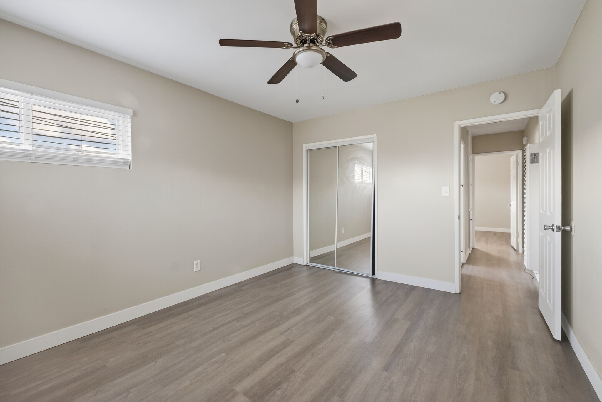 Building Photo - 25218 Loytan St