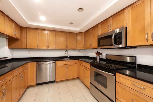 Building Photo - 101 Ocean Ln Dr