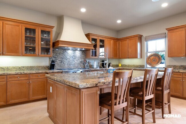 Building Photo - 4 Bedroom Single Family Home in La Quinta + Additional Detached Casita