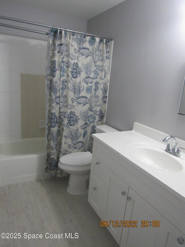 Building Photo - 1712 Stewart Pl
