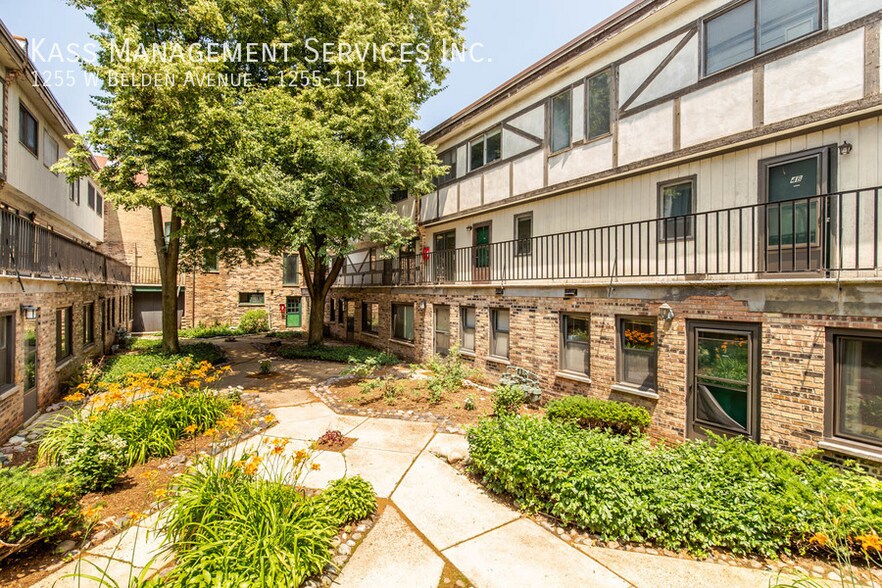 Building Photo - 1251 W Belden Ave