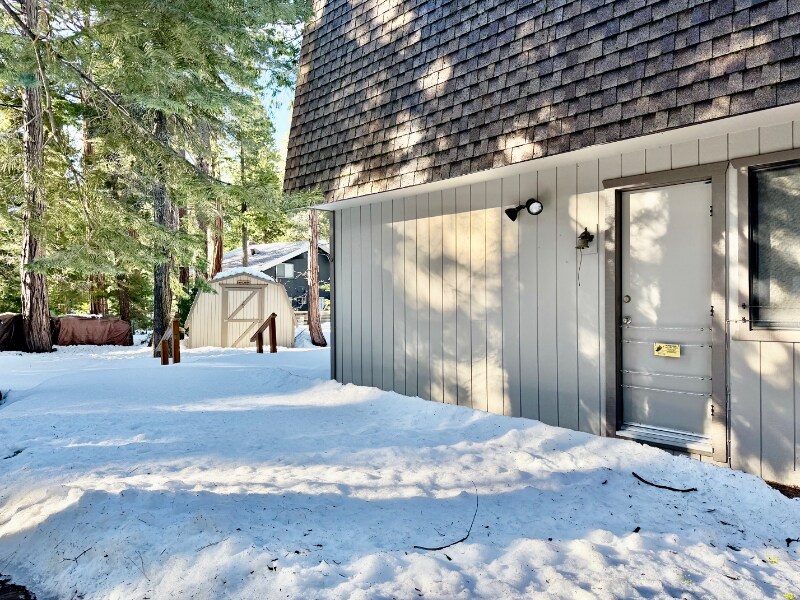 Building Photo - 7046 4th Ave