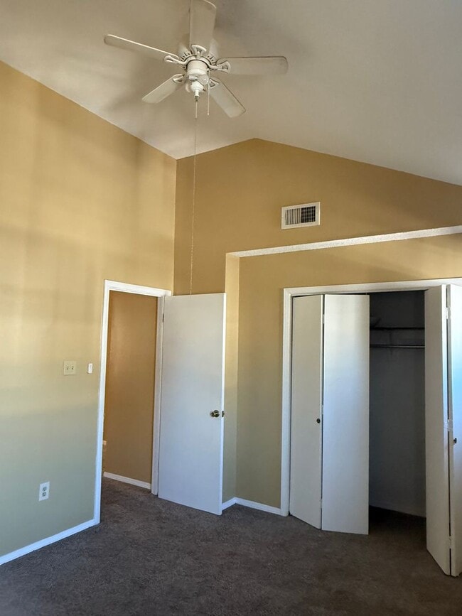 Building Photo - Low maintenance condo living may be right for you!