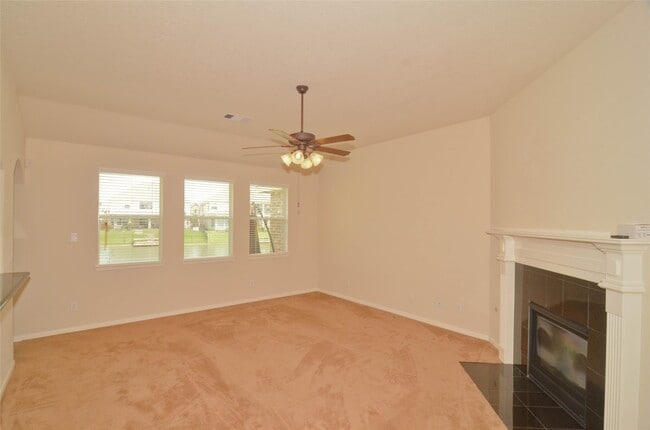 Building Photo - 4042 Tuscan Shores Dr