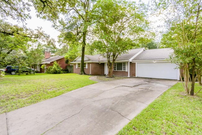 Building Photo - 9753 Tappenbeck Dr