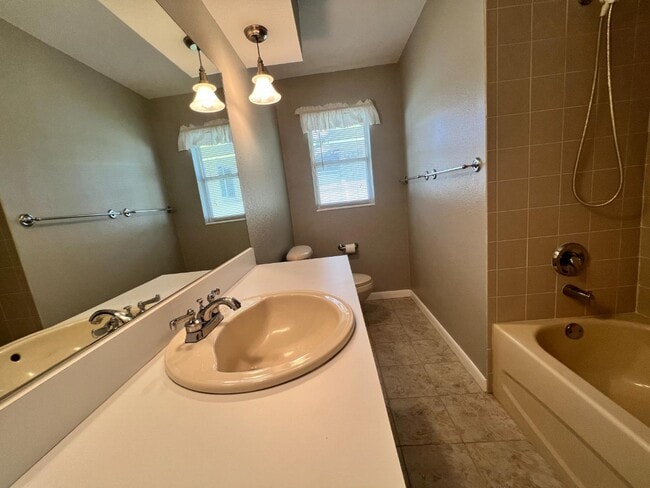 Building Photo - 4220 49th Ave S