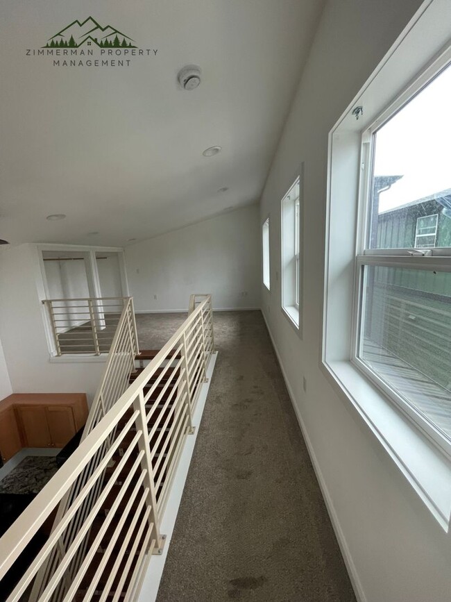 Building Photo - Brand New 1 Bed + Loft | Modern Finishes | In-Unit W/D