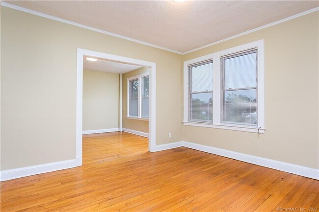 Building Photo - 28 Whitney St