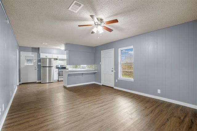 Building Photo - 104 Belden Cir