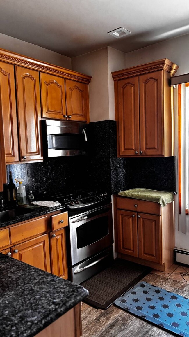 Building Photo - 86-08 144th St