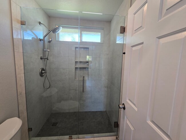 Building Photo - Charming Single Story Home in Mission Grove