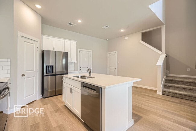 Building Photo - BALLSTON PLAN