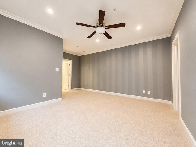 Building Photo - 1824 Potomac Greens Dr