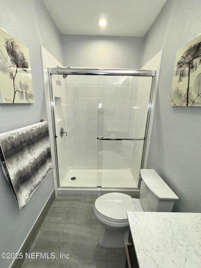 Building Photo - 163 Pine Forest Ct