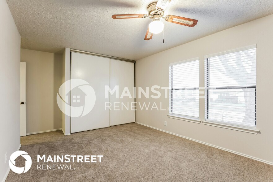 Building Photo - 8527 Serene Ridge Dr