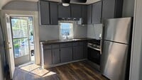 Building Photo - 943 Briarwood Ave