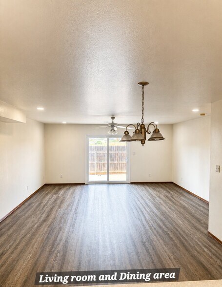 Building Photo - 764 E Clarion Dr