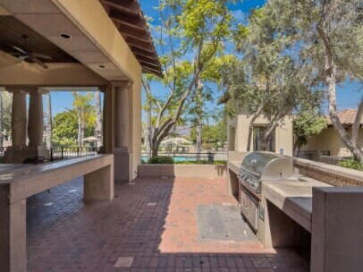 Building Photo - Winding Walk townhome will soon be available!